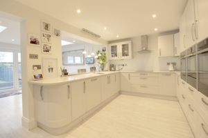 Photo 25- click for photo gallery